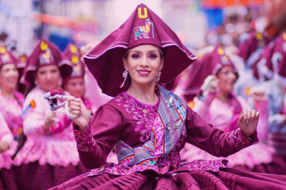 100 años de la danza de la  llamerada en el Carnaval de Oruro 