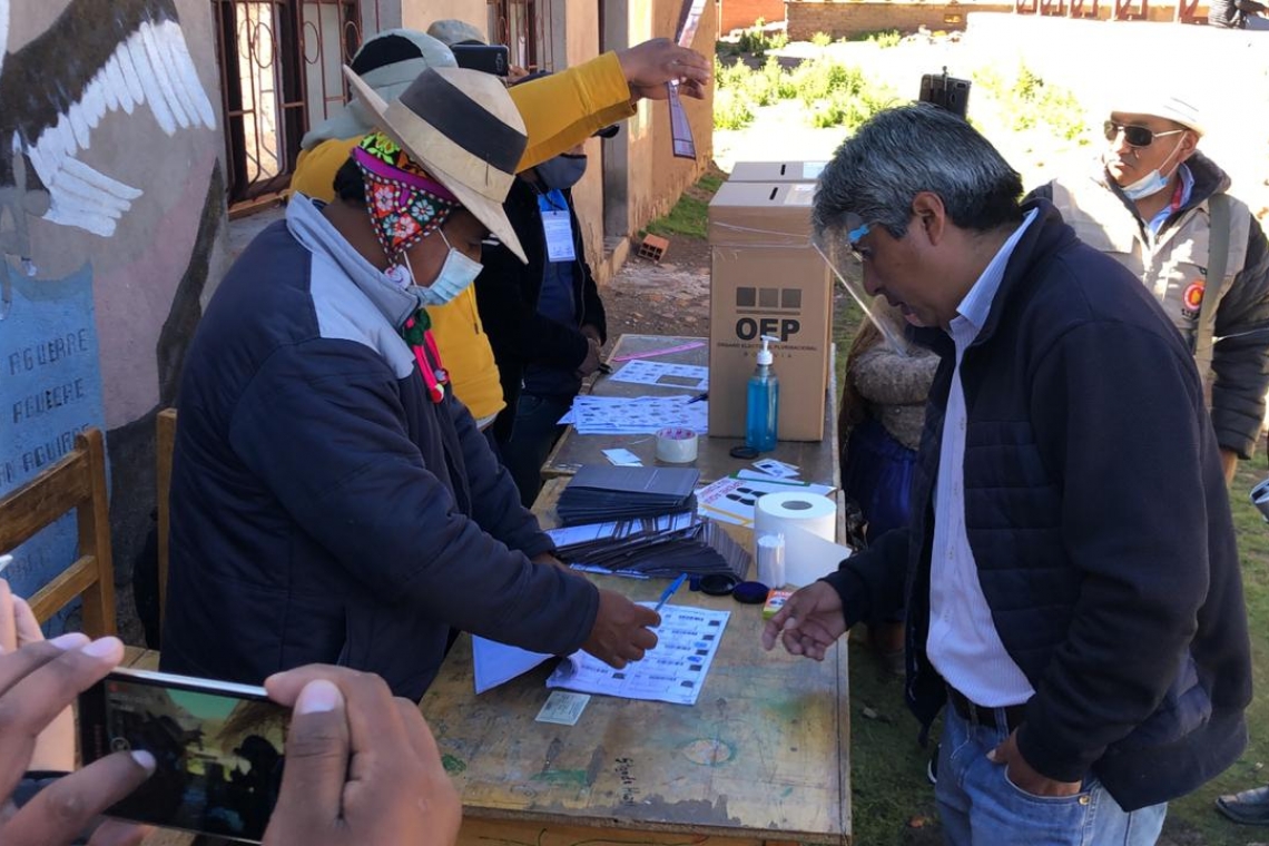 Candidato de BST, Edgar Sánchez espera que gane la democracia en Oruro