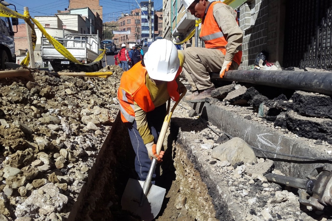 Localidades mineras de Oruro y Potosí se beneficiarán con 5 mil instalaciones de gas domiciliario 