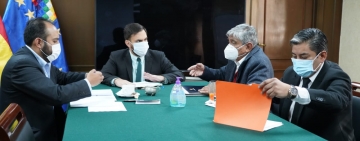 Alcalde Arias acuerda control con apoyo policial para evitar propagación del COVID-19