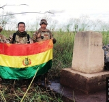 Navales verifican Hitos fronterizo con Brasil y Paraguay