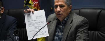 Ministro Novillo devela ingreso ilegal de seis items de material bélico a Bolivia, en noviembre de 2019