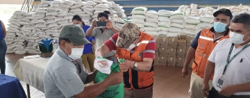 Entregan ayuda humanitaria a 829 familias damnificadas en San Julián