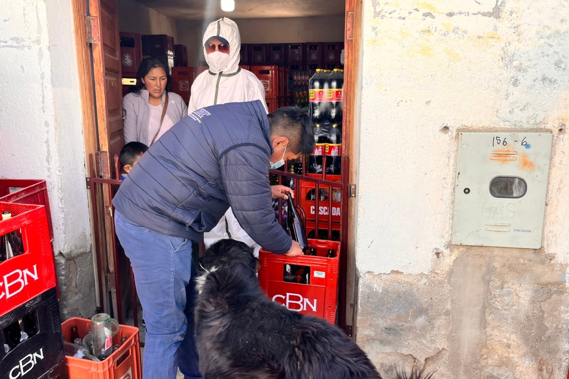Defensa del Usuario hallan 3.240 botellas de cerveza adulteradas en Patacamaya