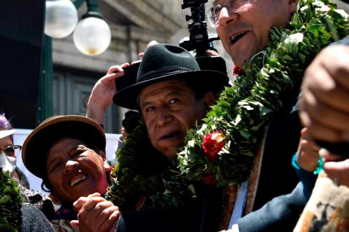 En Bolivia se reivindicó a la coca en el Día Nacional del Acullico 