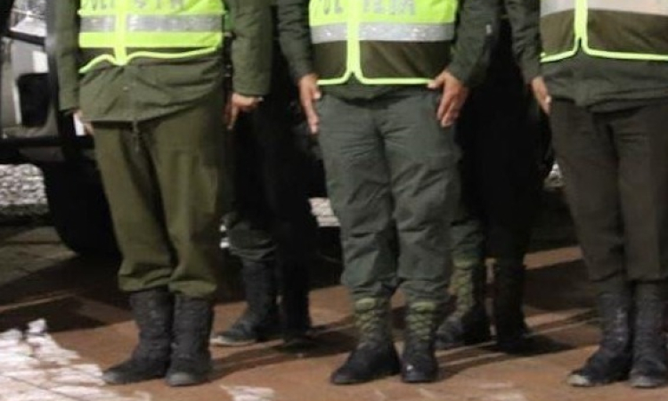 Fiscalía imputa a seis policías por presunto robo agravado de mineral