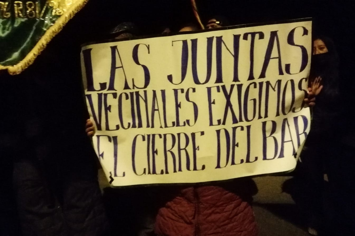 En La Paz intervienen bar autorizado por Palca y vecinos exigen su demolición