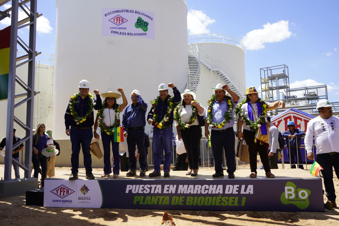 Histórico: Bolivia arranca producción de biocombustibles y anuncian incentivos para obtener materia prima