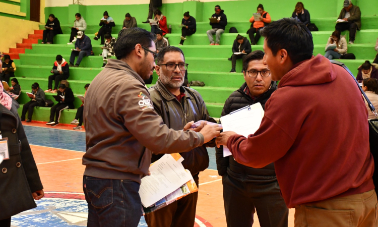 Los 772 postulantes a Notarios Electorales  para el área urbana y rural dieron examen 