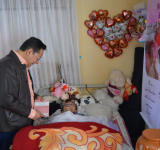 Entregan el libro “Mi Lucha por Vivir” que cuenta la vida de Fabiola