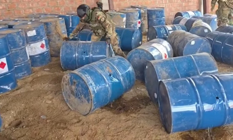 En caso de turriles de precursores, la Fiscalía investiga a cinco personas