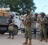 Edmand Lara cuestionó la militarización de plantas de YPFB en Bolivia: “Fusiles y botas no son la solución”