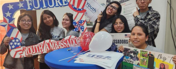 Feria Inspira en Oruro: exbecarios de programas en Estados Unidos    comparten sus experiencias de éxito   