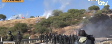 Se inicia desbloqueo en Parotani y movilizados responden con lanzamiento de piedras