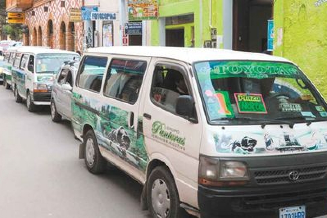 Transporte urbano desacata normativa de las  autoridades y atentan contra la salud colectiva