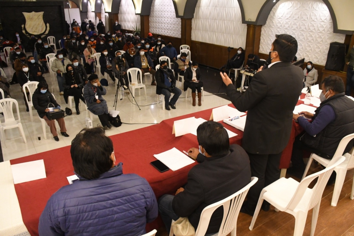 Oruro decreta cuarentena rígida fines de semana y circulación de 5:00 a 17:00 horas de lunes a viernes