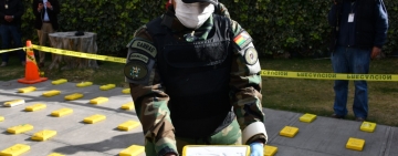 La ONODC dona kits de narcotest y reconoce a Bolivia por los esfuerzos en la lucha antidroga