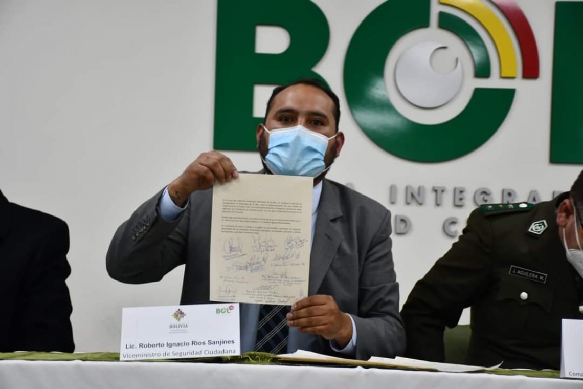 Gobierno y municipios acuerdan poner en marcha el Sistema Integrado BOL-110