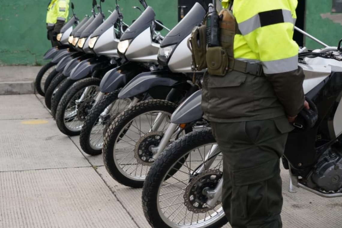 Policía recibe motocicletas para reforzar el Plan Barrio Seguro en El Alto