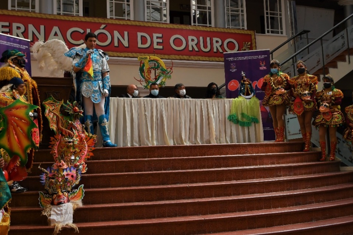 Tradicional Diablada Oruro celebra 77 años de fundación reivindicando su historia