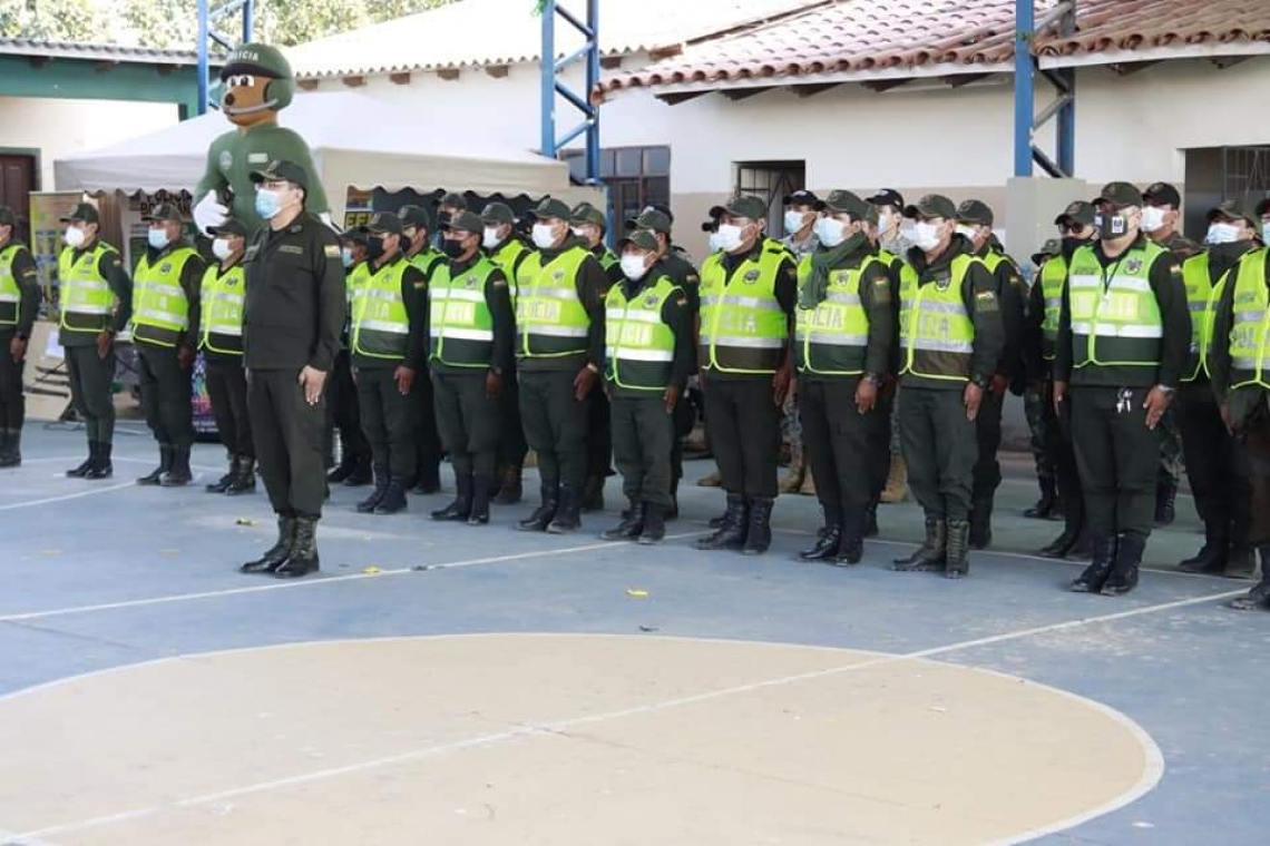 Gobierno y Policía socializan el Plan “MI Barrio Seguro” en Santa Cruz