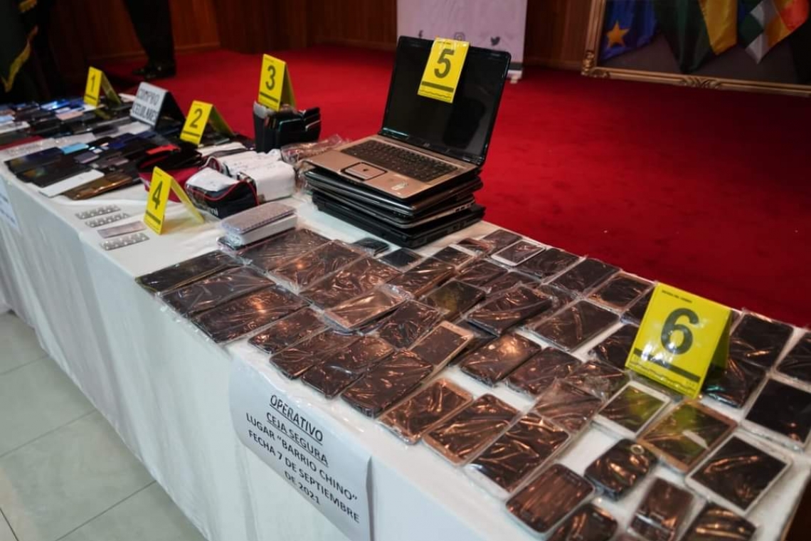 Policía recupera 271 celulares y aprehendió a 32 sujetos en El Alto