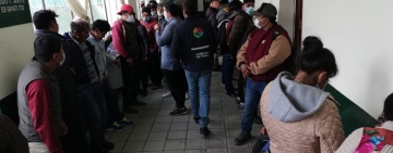 Defensoría condena violencia, Policía censura vandalismo y uso de dinamita en protesta por Adepcoca