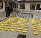 Fiscalía y FELCN capturaran a dos sujetos en posesión de 216 kilos de cocaína en Oruro