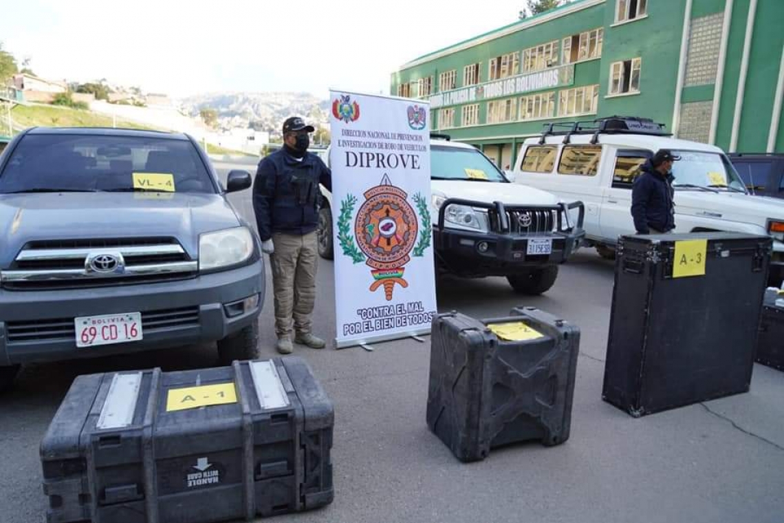 Policía recupera vehículos vendidos por venezolanos de Juan Guaidó el 2019-2020