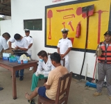Barco Hospital brinda atención médica en zonas ribereñas del Beni