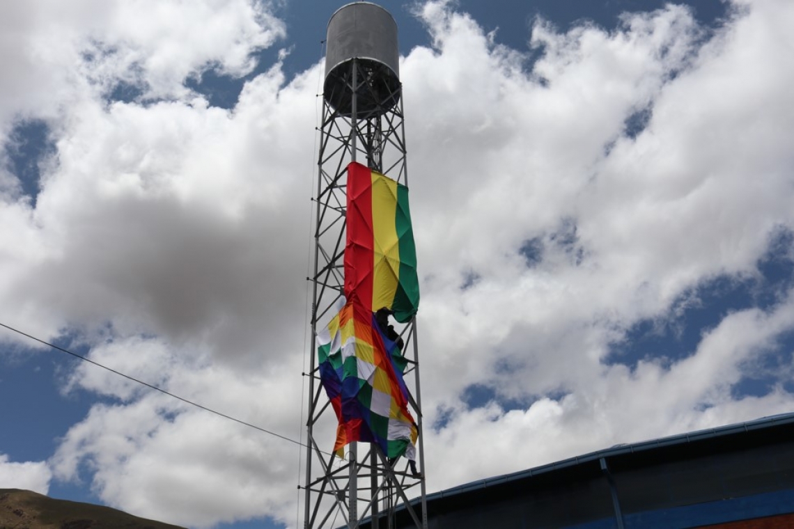 Presidente Arce entrega estación Radio Base de ENTEL en Huanuni 