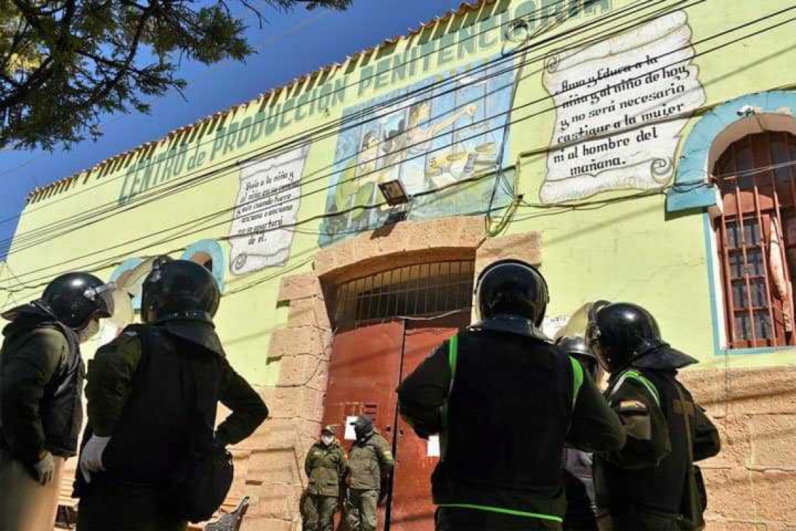 Cárcel de Oruro bajo control tras intento de fuga de privados de libertad