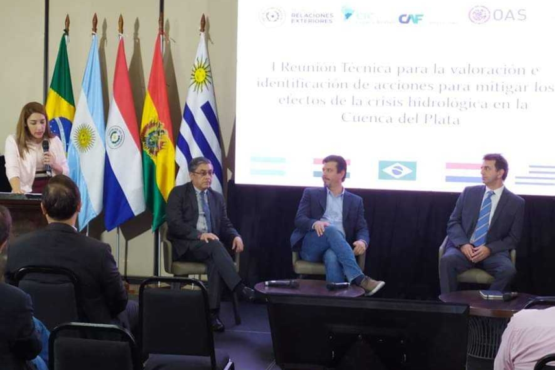 Comisión marítima de Bolivia participa con exposiciones en Asunción, Paraguay