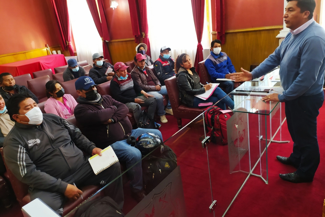 Municipio de Oruro detiene movilizaciones de vecinos con nuevos compromisos