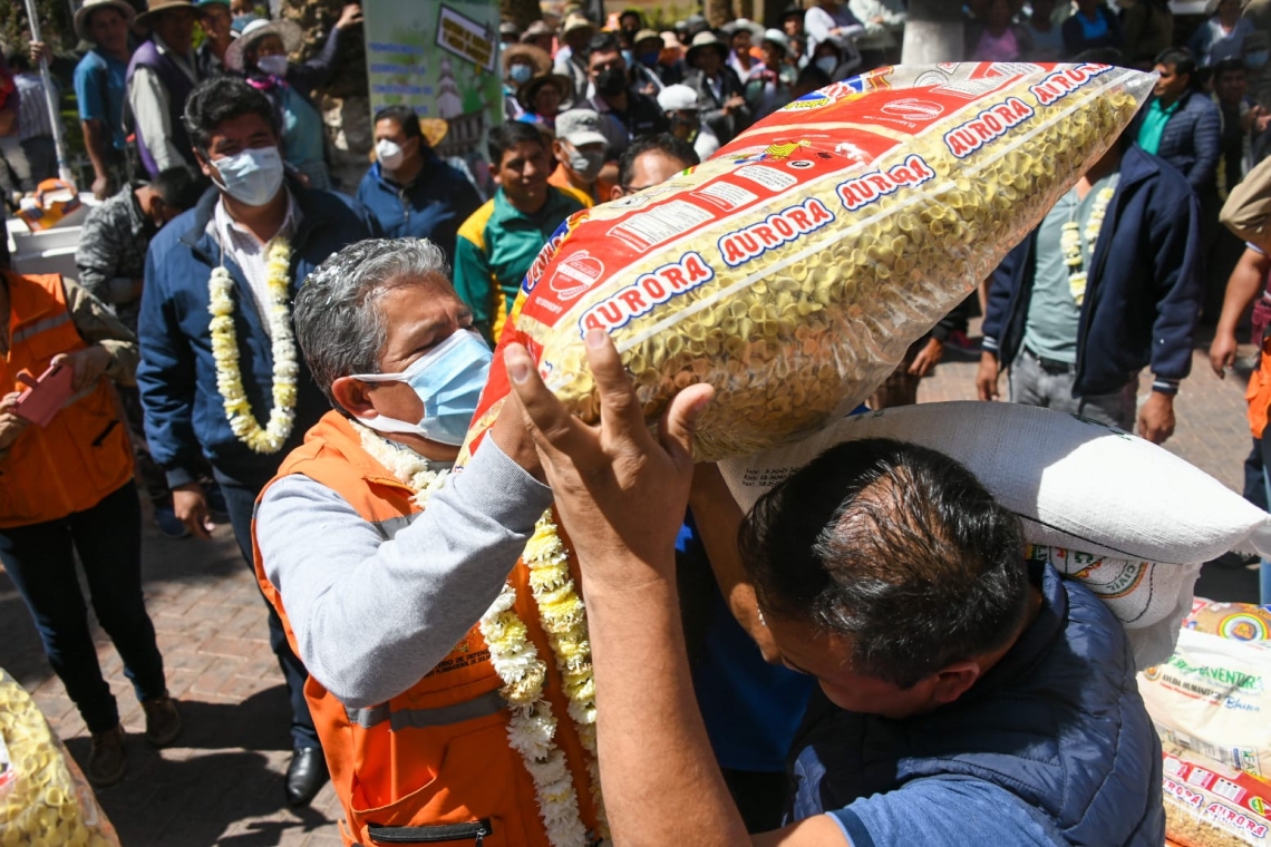 Defensa Civil entrega 82.5 toneladas de ayuda humanitaria en Cochabamba