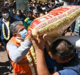 Defensa Civil entrega 82.5 toneladas de ayuda humanitaria en Cochabamba