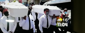 Dolor y llanto en el sepelio de víctimas de infanticidio, SEPDAVI y SIJPLU brindan apoyo legal