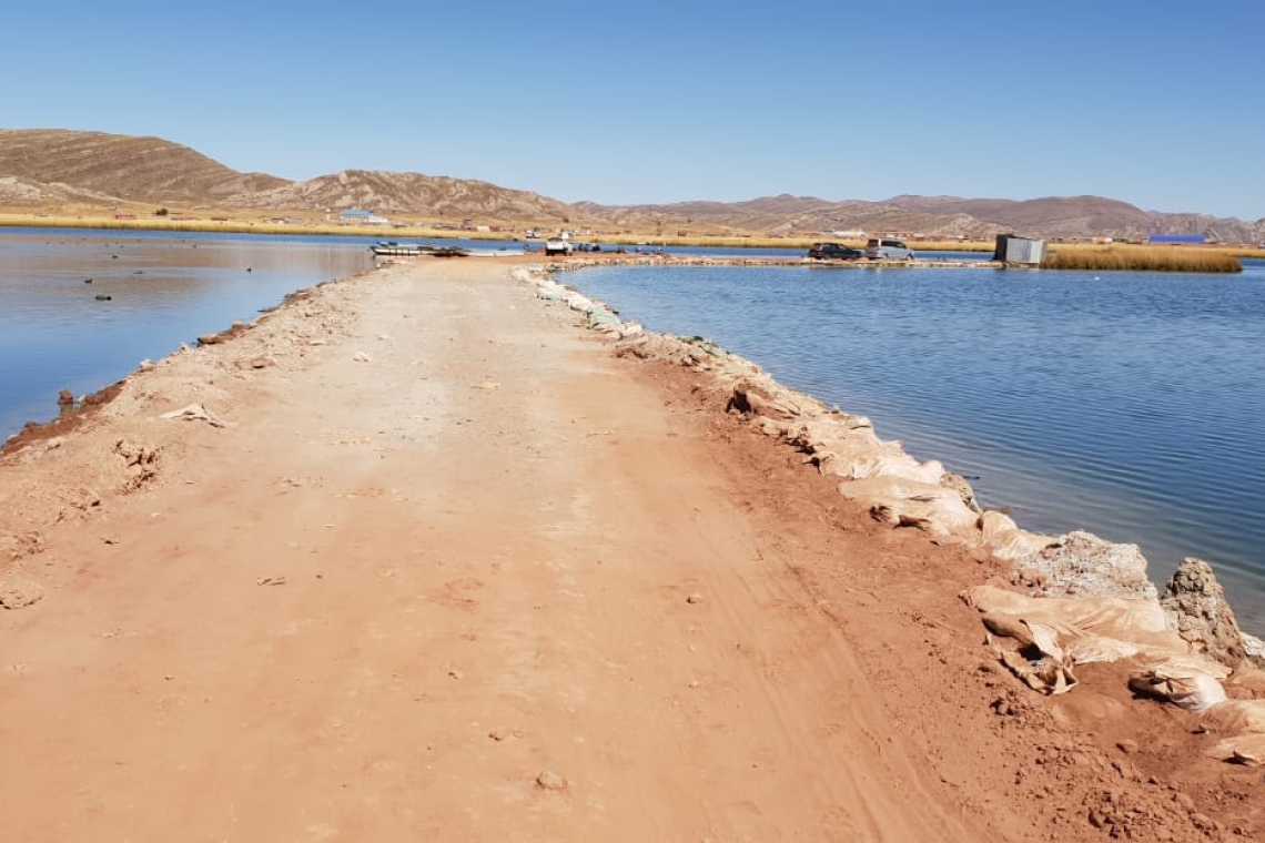 En frontera Perú-Bolivia descubren un muelle clandestino para descargar contrabando