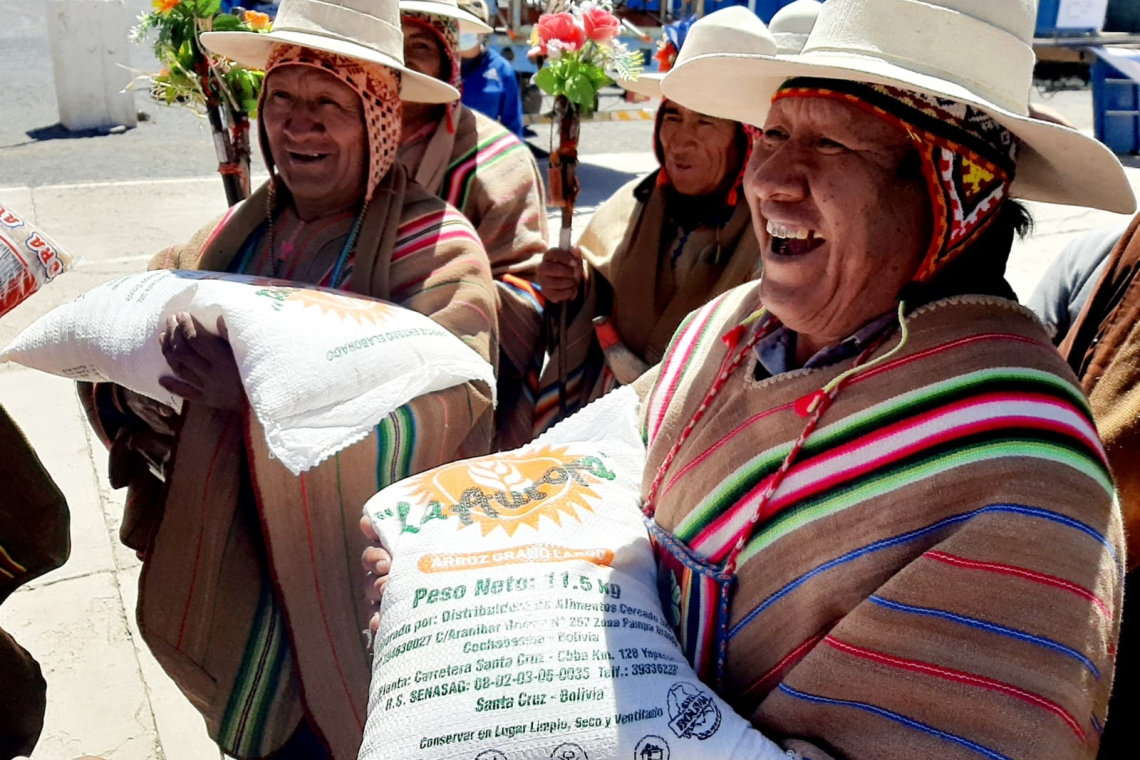 Entregan 41,69 toneladas de ayuda para 1.700 familias damnificadas en Oruro