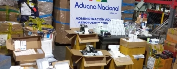 Aduana comisa más de media tonelada de insumos médicos procedente de EEUU