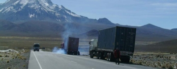 Frontera se abrió para camiones que exportan productos y estaban en tránsito 