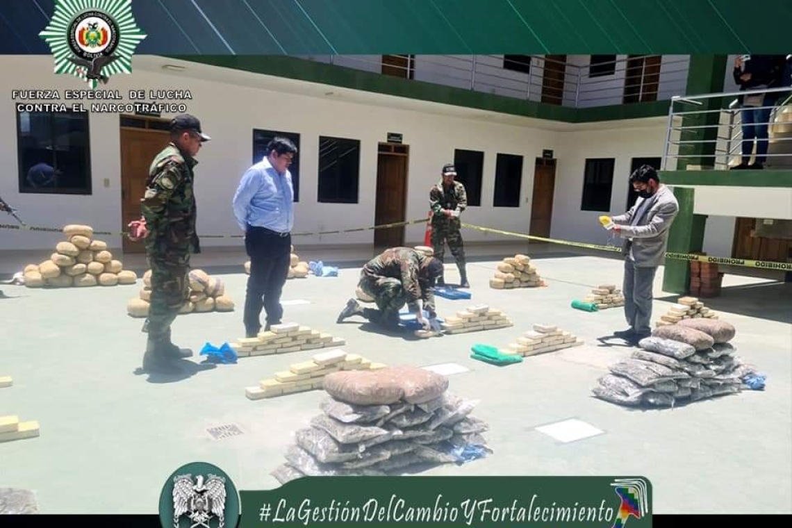 FELCN afecta con $us 830.509 al confiscar 376 kilos de droga en Potosí