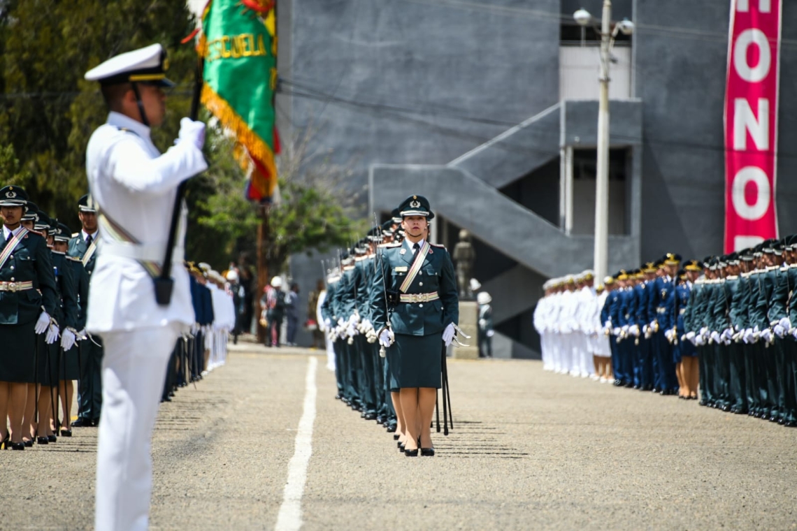 Las FFAA gradúan a 248 oficiales para amparar la soberanía y la Patria unida