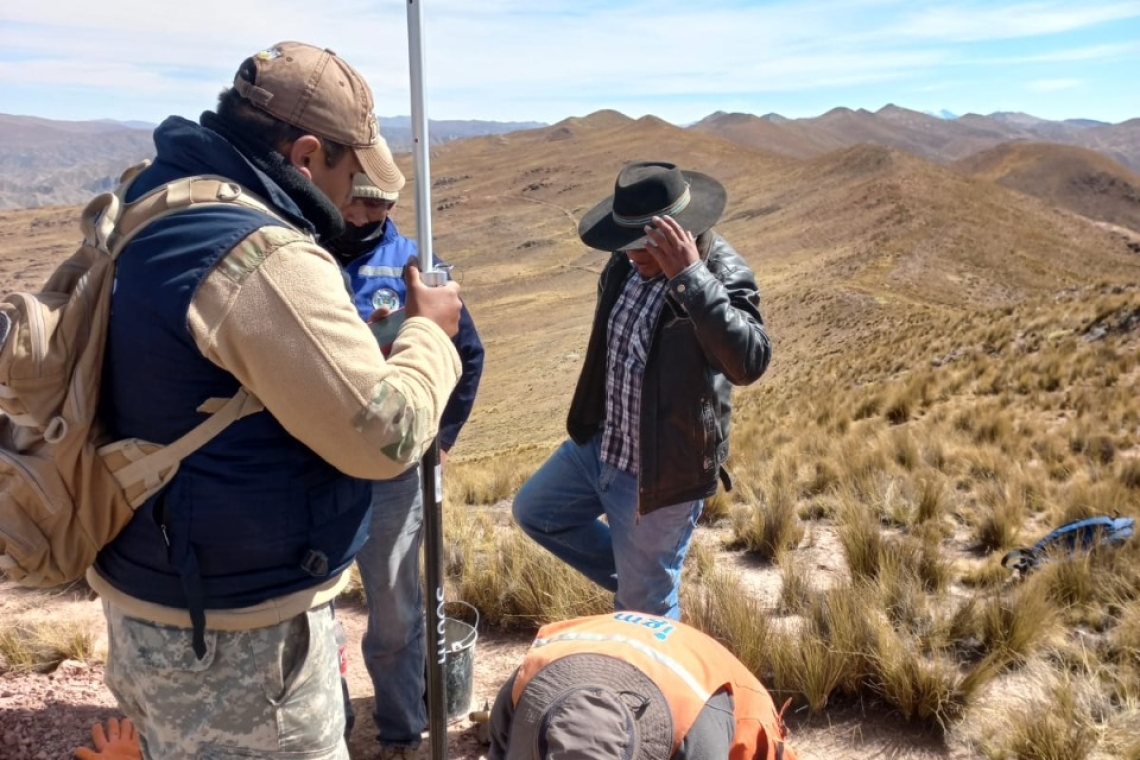 El IGM ejecutó la demarcación de 149 vértices en el límite Cochabamba y Oruro