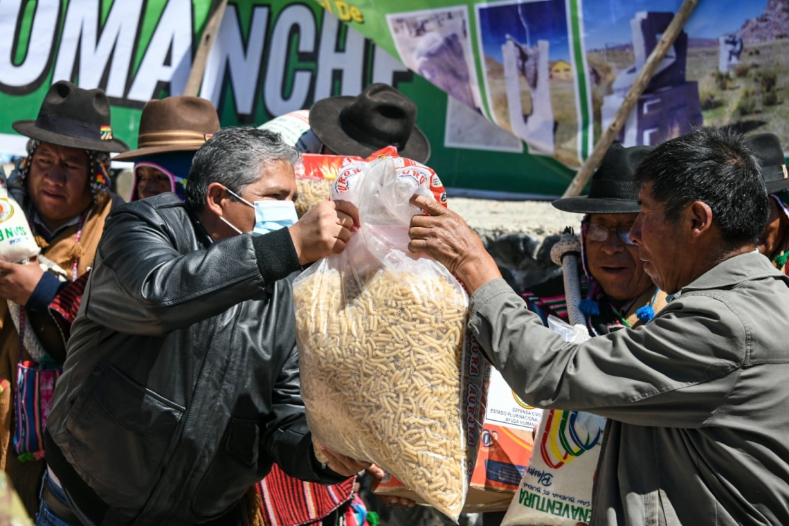 Gobierno entrega de ayuda humanitaria a más de 1.700 familias de seis municipios paceños 