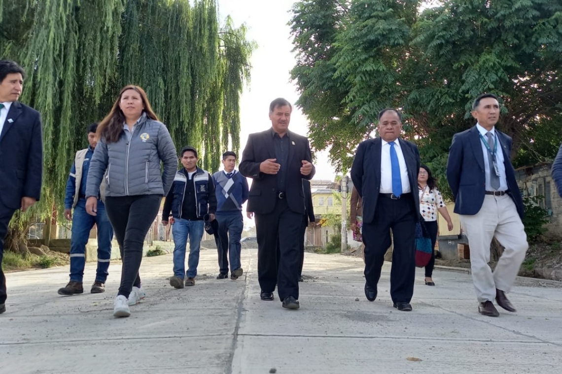 Avenida Miguel Mercado de Vinto tiene un 70 % de avance