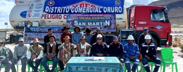 YPFB abastece 24.600 litros de combustible a 20 comunidades productoras de quinua en Oruro