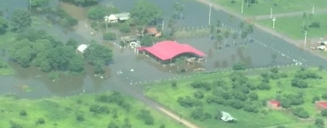 Okinawa con mayor afectación por inundaciones rescataran por aire a varias familias