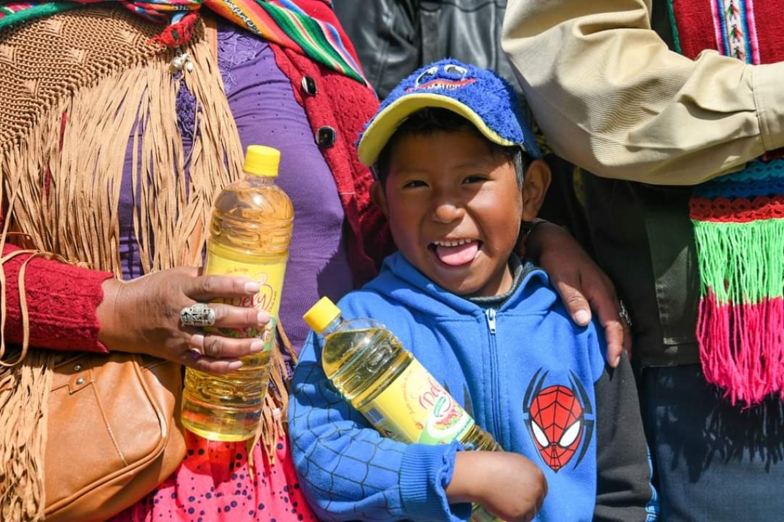 La Paz: Defensa dispone 50 toneladas de ayuda para 1.600 familias