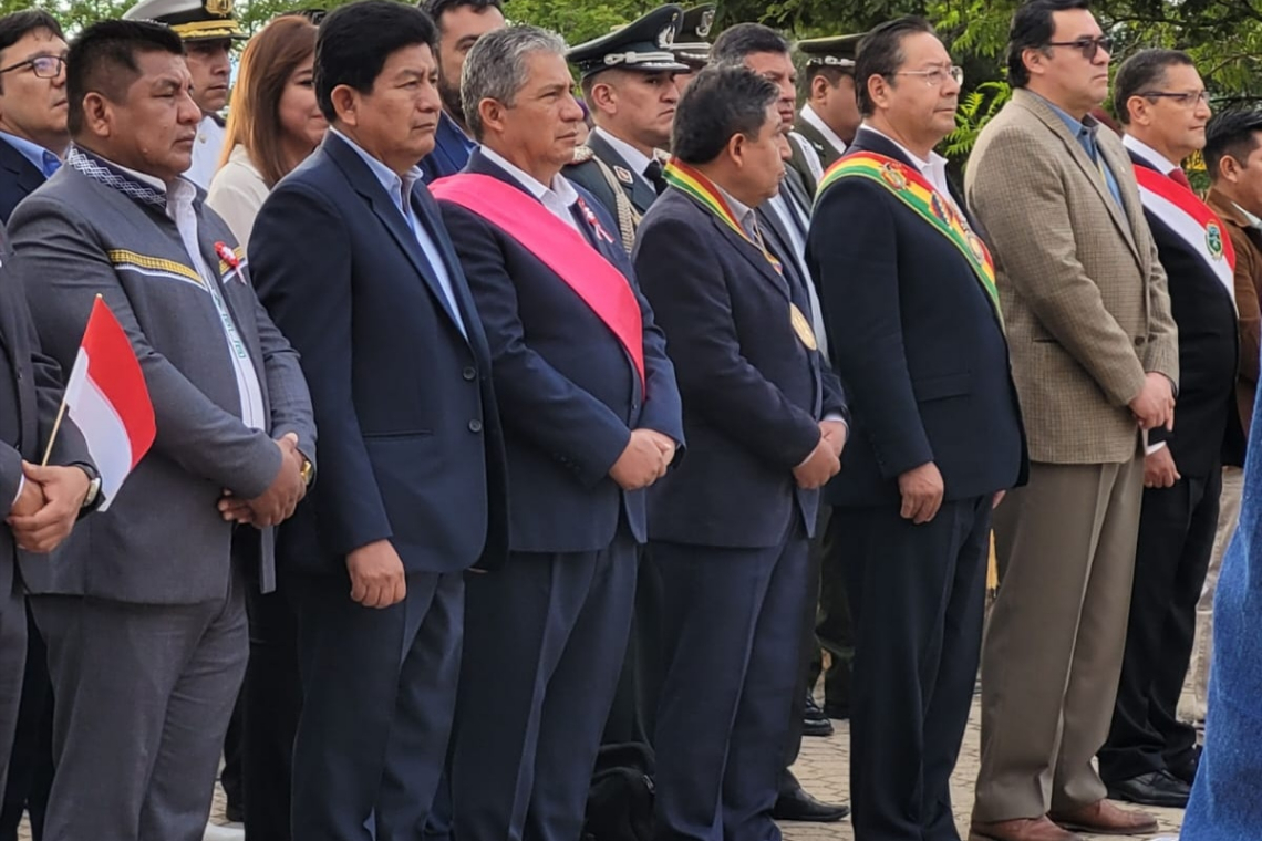 Gobierno rinden homenaje a la tierra chapaca en su 206 efeméride 